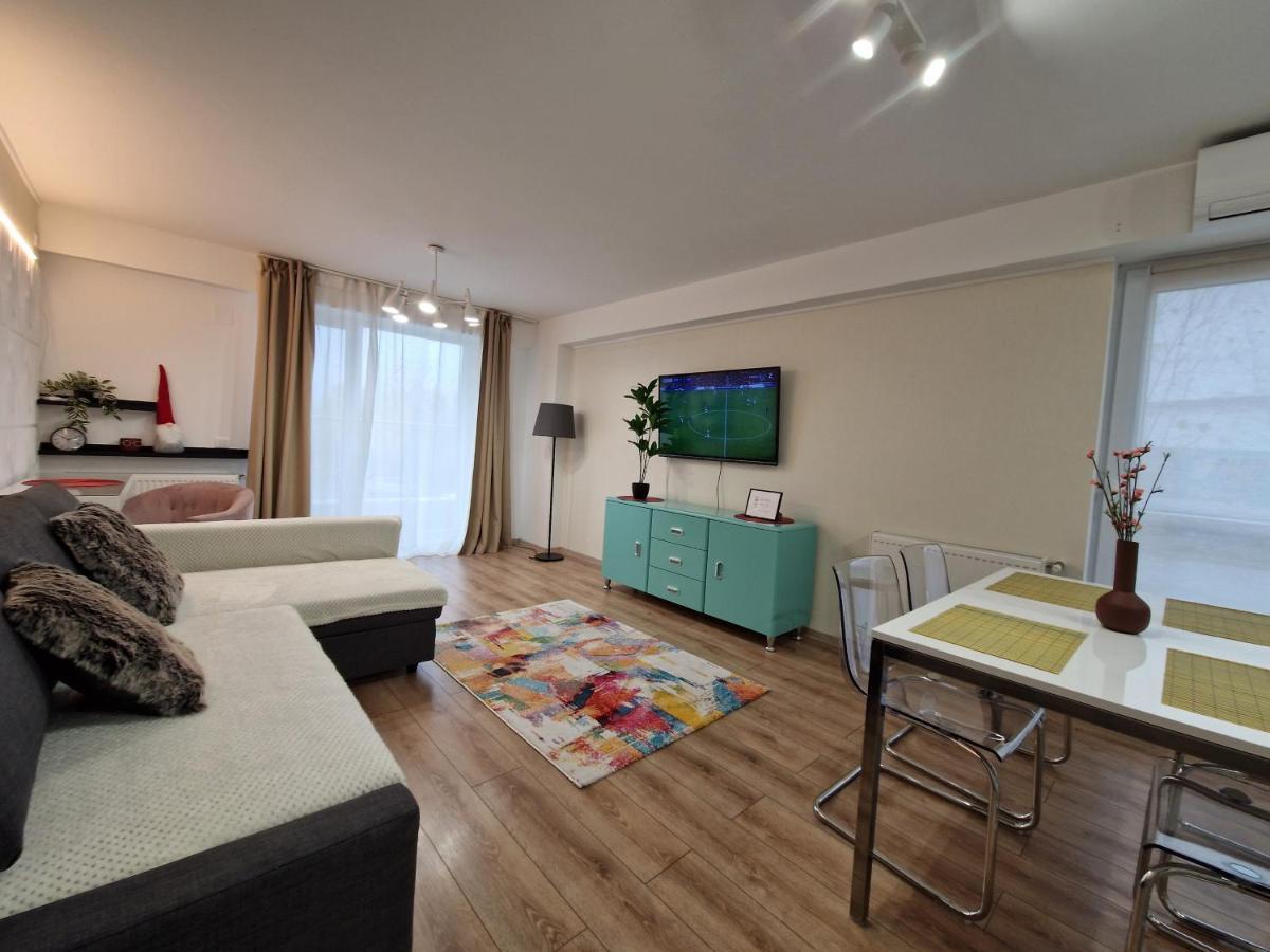 Golden Airport Residence Отопени Екстериор снимка