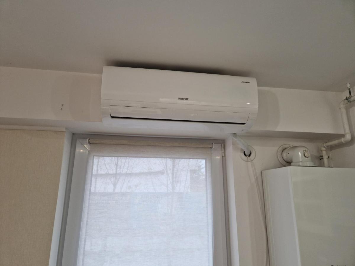 Golden Airport Residence Отопени Екстериор снимка